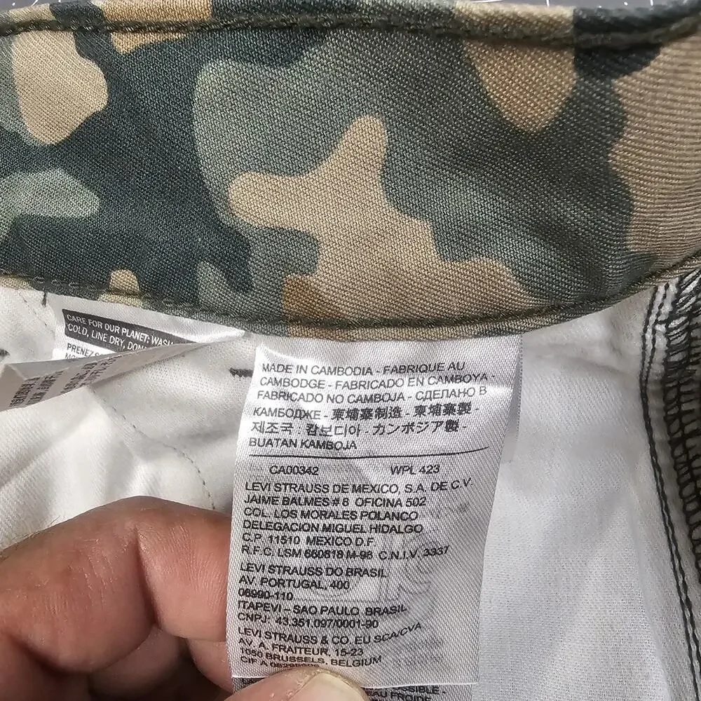 Levis Cargo Shorts 36x12 Camouflage Baggy Loose Y2K 90s Streetwear Skater Long